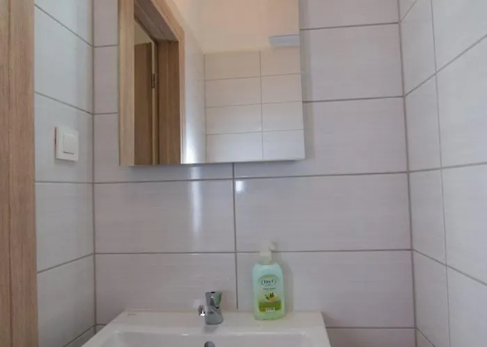 Mario Luxus-wohnung In By Interhome Mali Lošinj